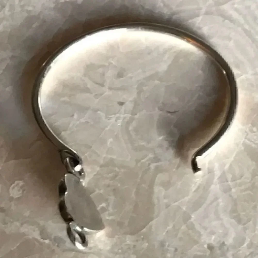 Elegant 925 Sterling silver heart bracelet
